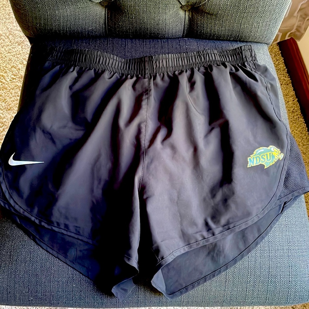 Nike shorts North Dakota state NDSU small